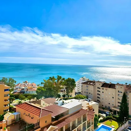아파트 Elegant With Sea View In 30 M² 베날마데나코스타