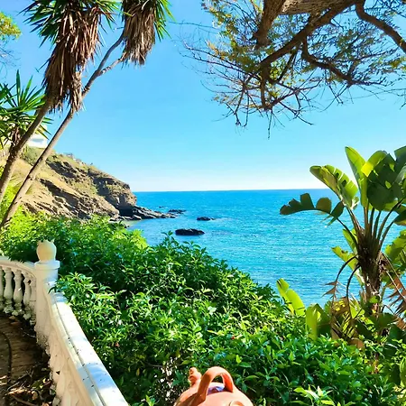 Apartment Elegant With Sea View In 30 M²